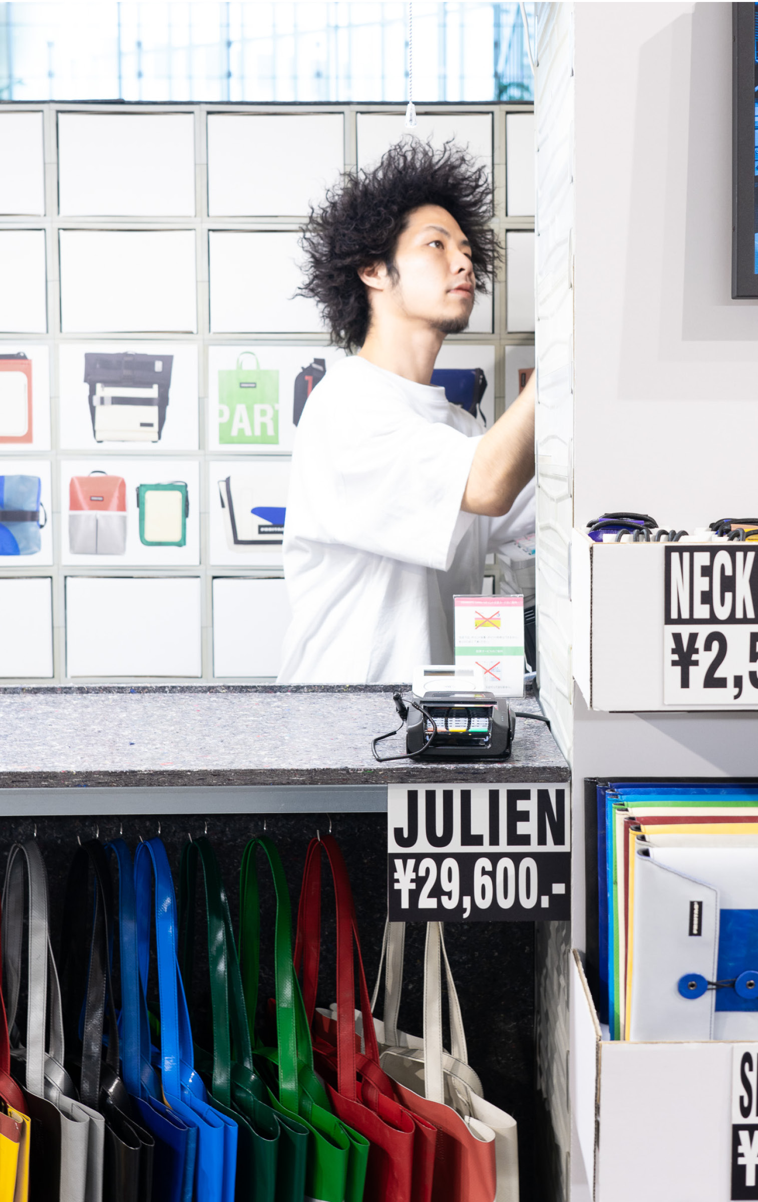 SarahStendel_Freitag Kiosk_Grand Front Osaka_5