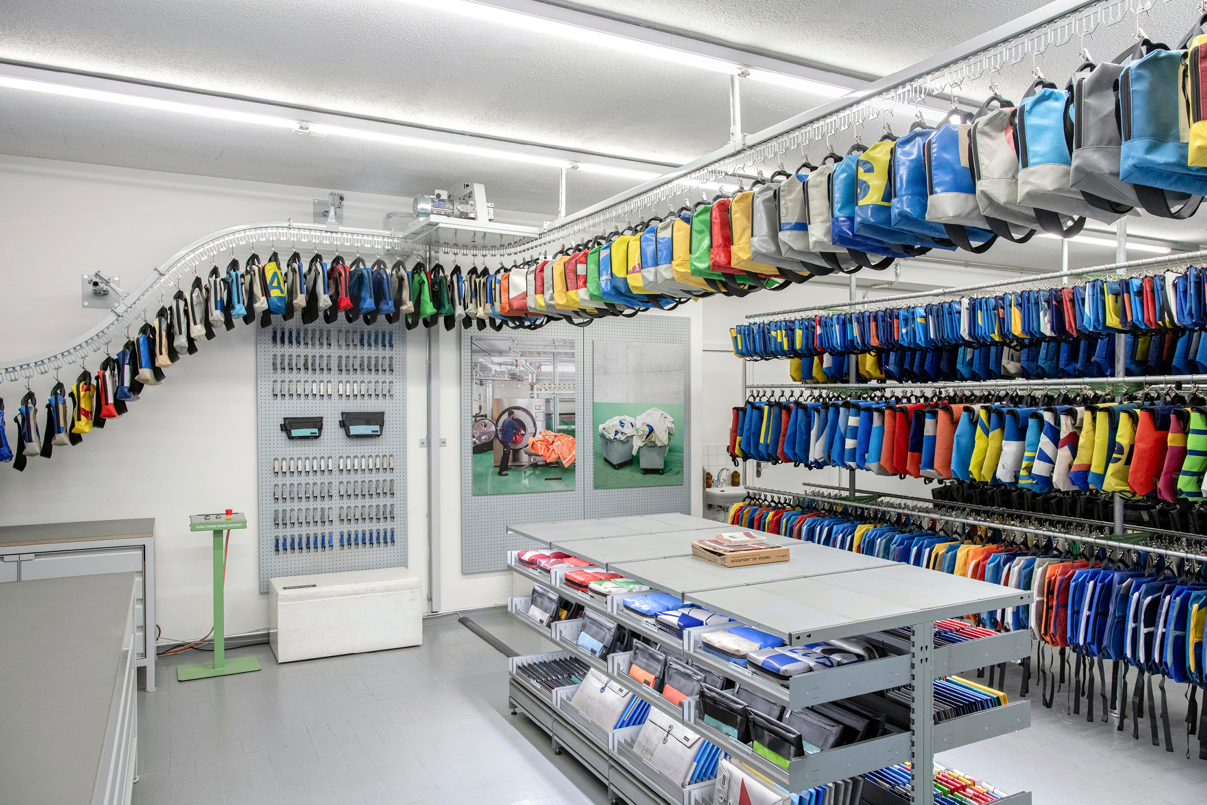 SarahStendel_Freitag_FactoryOutlet_2